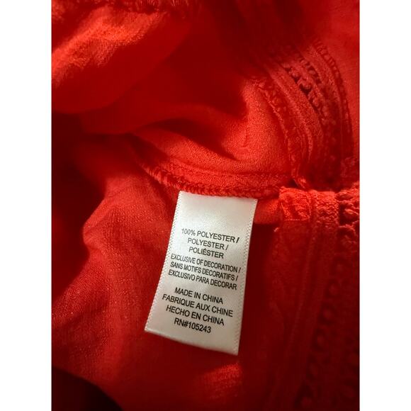 Bobeau Ruffle Blouse Size 2X.
Red with eyelet and ruffle accents - Picture 10 of 12